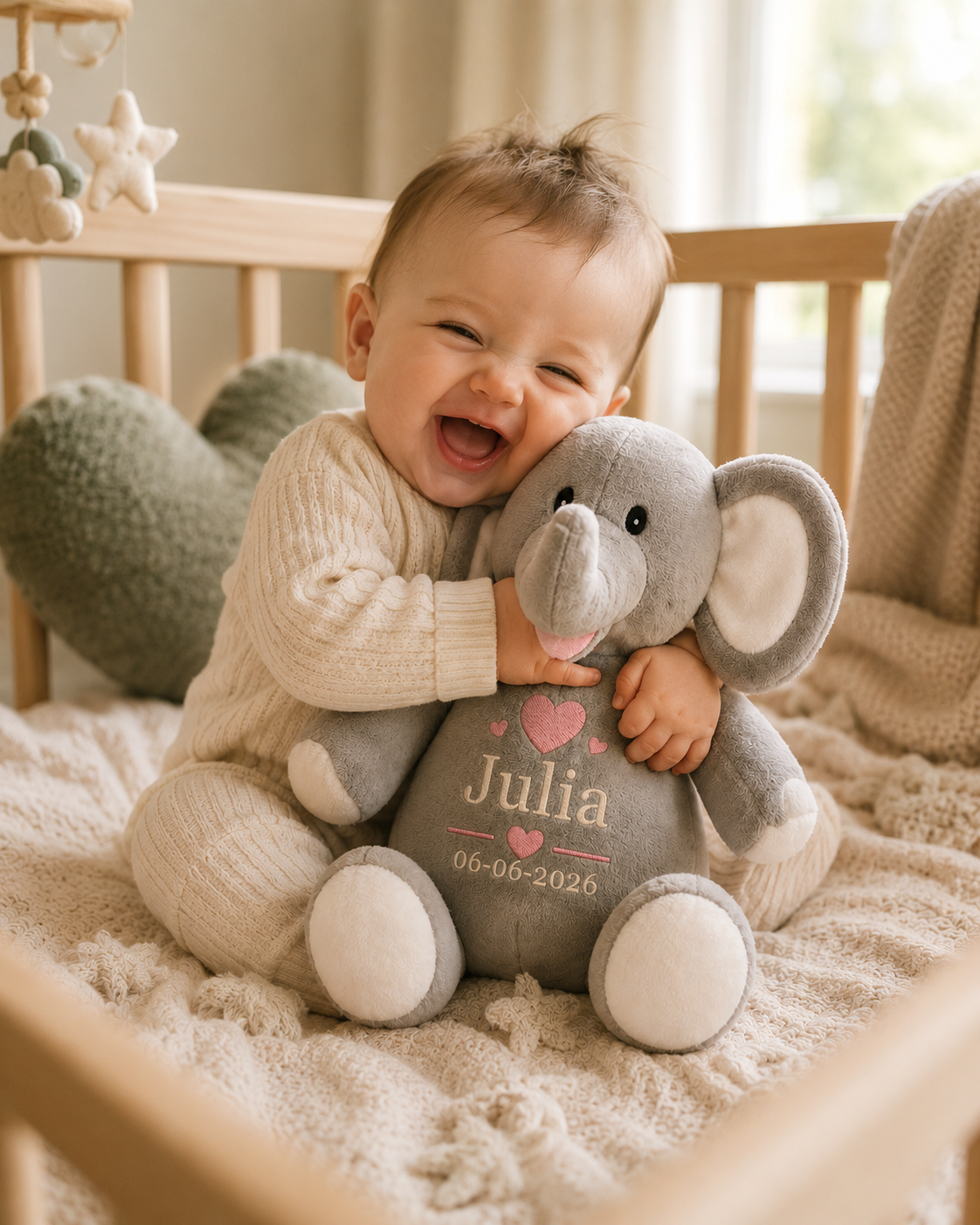 Olifant knuffel met naam geborduurd, gepersonaliseerd kraamcadeau voor baby jongen of meisje