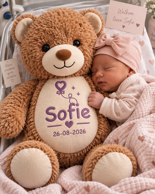 Knuffelbeer met Naam – Geborduurd Baby- & Kraamcadeau